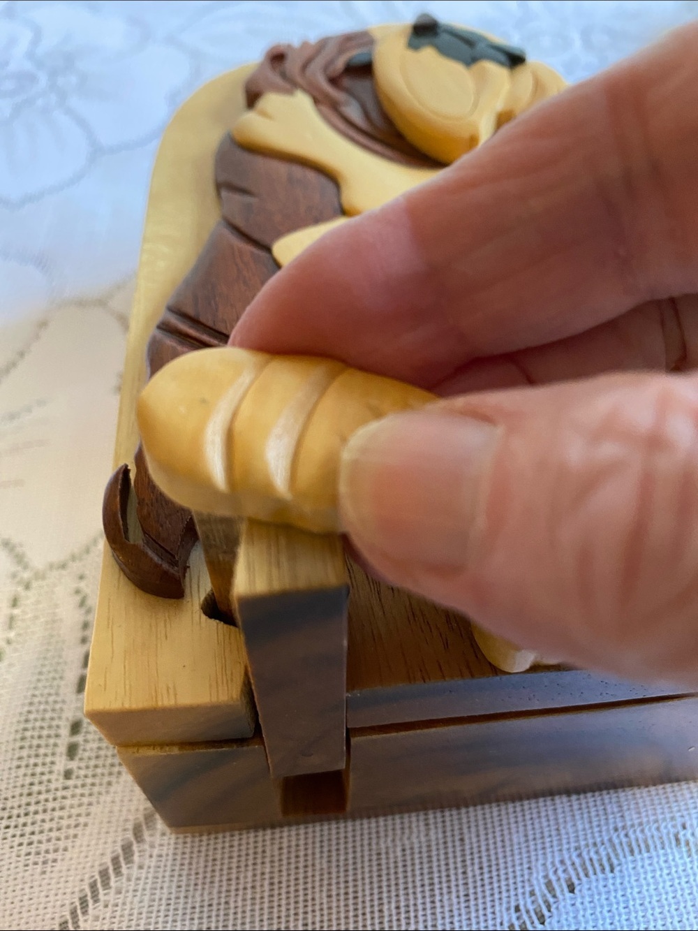 Carver Dan Bulldog Puzzle Box is hand‑carved hardwood secret box keepsake - Picture 5 of 15